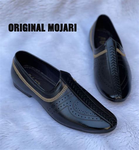 Mens Traditional Indian Dress Shoes - Black Leather Mojari | JACK MARC
