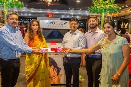 AVR Swarna Mahal launches LGD collection, Evaglow