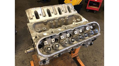 Chevy 5.7 LS1 Engine Build 的图像结果