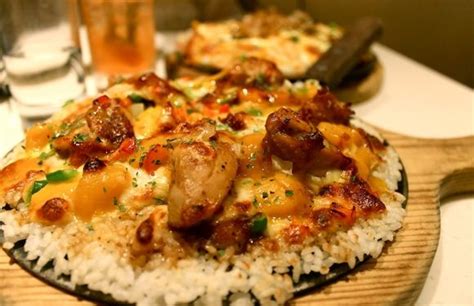 World's Craziest Pizzas