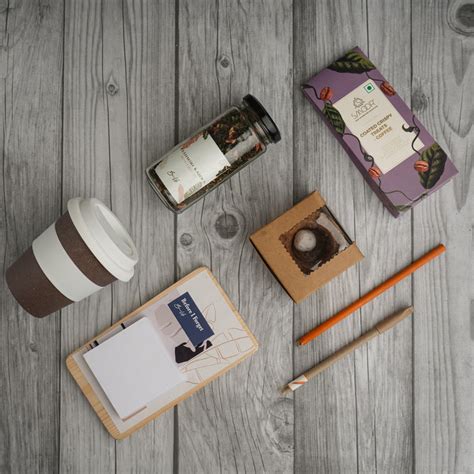 Buy Nature's Pleasure Gift Box Online – BoxUp Luxury Gifting