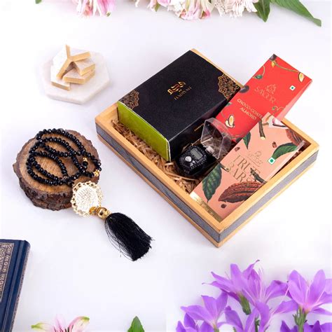 Khushi Aur Mithaas Ka Tohfa - Festive Gift Hamper | Sweets – Hadiyah ...