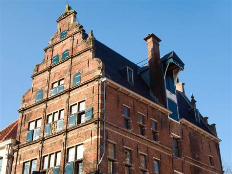 De Rode Leeuw and De Drie Haringen – Audio guide by VVV Deventer ...