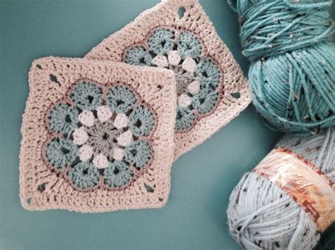 African Flower Square Tutorial 的图像结果