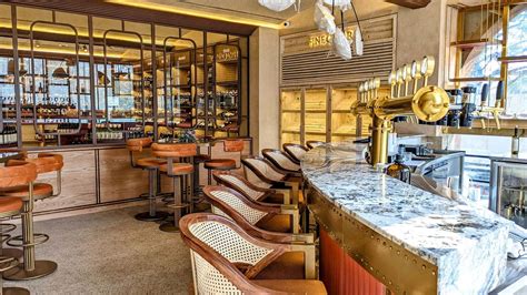 Mumbai: Here's your first look inside the swankiest new liquor store ...