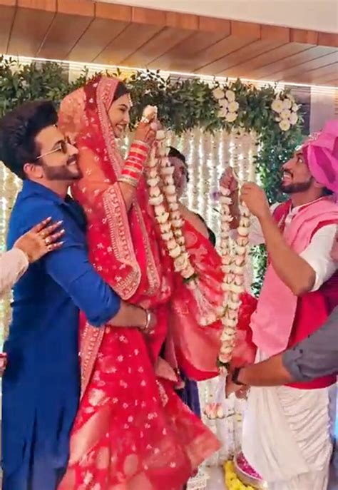 Beautiful pictures from Shiny Doshi’s intimate wedding ceremony go ...