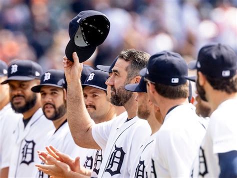Justin Verlander goes on injured list one day before long-awaited start ...