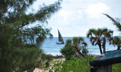 BAY VIEW LODGE (Miramar) - Lodge Reviews, Photos, Rate Comparison ...