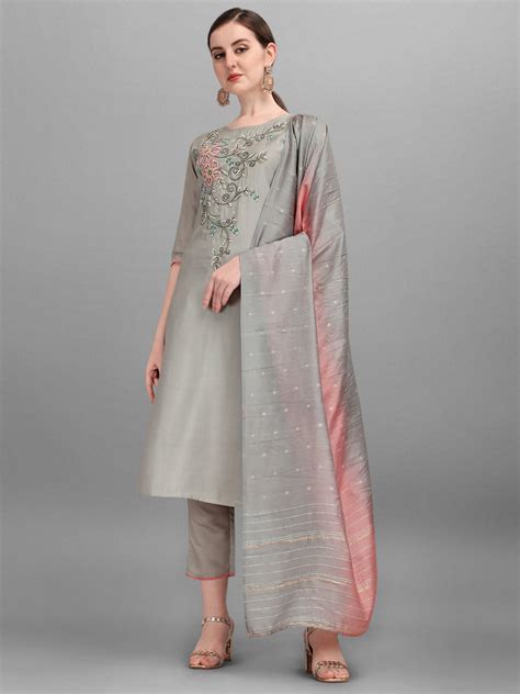 Floral Embroidered Kurta with Pant and Dupatta Set – Berrylicious