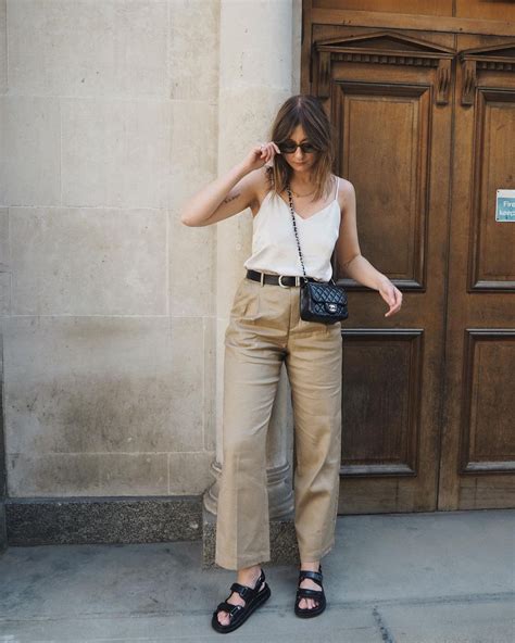 19 Pairs of Beige Trousers You Can Style Hundreds of Ways | Who What Wear