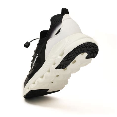Stylish Running Shoes | 64% OFF | Shop Now at Impakto | Impakto