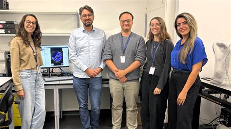 Mikroskope, Software und Imaging-Lösungen von ZEISS