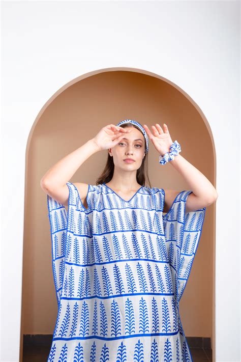 Peekaboo Kaftan | Women | Dusk – Dusk Attire