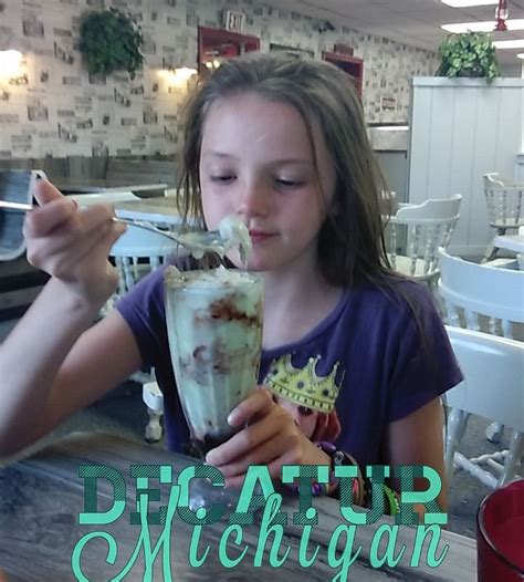 THE HAYLOFT ICE CREAM PARLOR AND RESTAURANT, Decatur - Menu, Prices ...