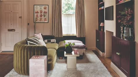 Very Small Living Rooms Decorating 4 Chairs