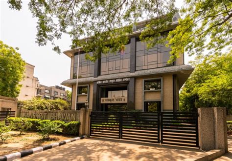 Explore 2/4 BHK homes for sale in Lucknow Gomti Nagar. Find your dream ...