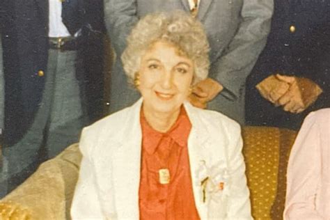 Mary Powell Lewis, pioneering orthopedic surgeon, has died at 98