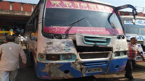 Road Safety Campaign Burhanpur: बुरहानपुर जिले में कंडम वाहनों से हो ...