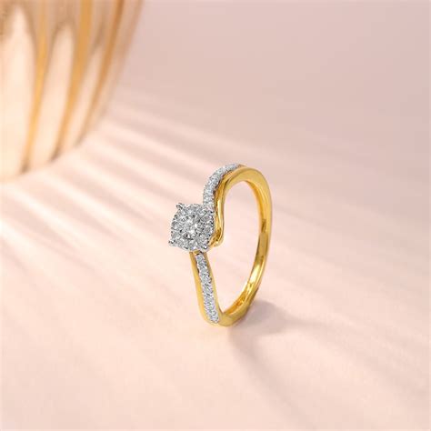 Forever Linked Gold & Diamond Finger Ring