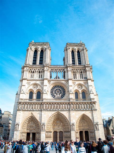 Uber Paris: 7+ tips for Uber in Paris