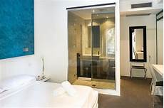 doccia in da letto le nostre camere superior hanno un design moderno e doccia in da letto le nostre camere superior hanno un design moderno e