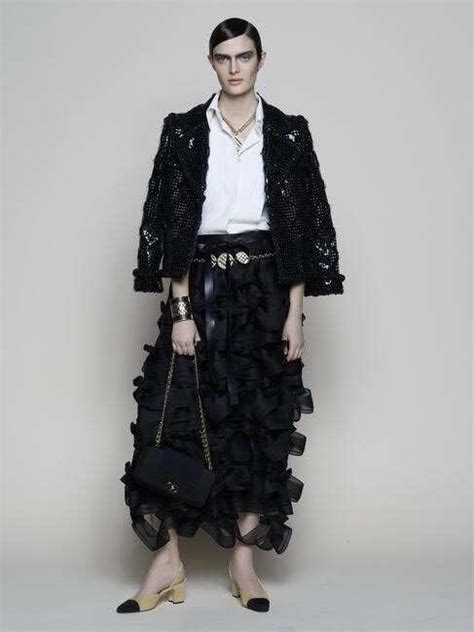 Up Close and Personal with Chanel's Fall/Winter 2015 Collection ...