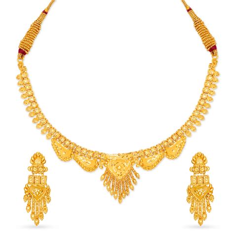 Romantic Gold Necklace Set for the Bengali Bride