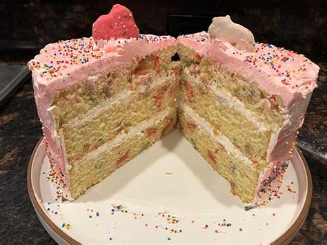 Frosted: Take Your Baked Goods to the Next Level with Decadent ...