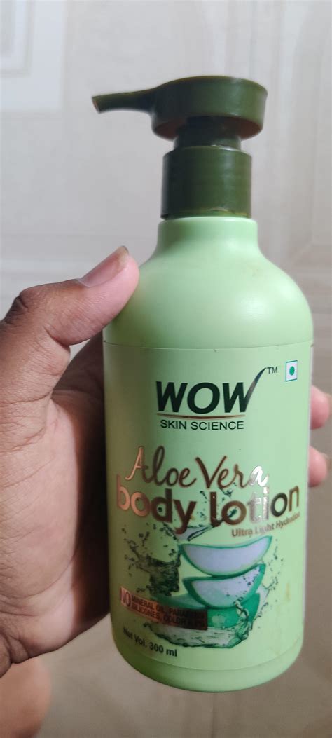 Buy WOW Skin Science Aloe Vera Body Lotion - Ultra Light Hydration - No ...