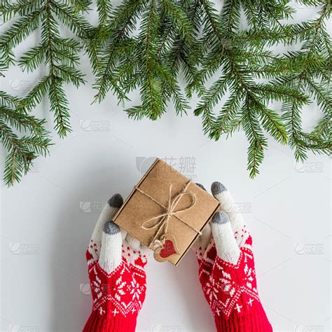 冬天收到什么礼物最新素材