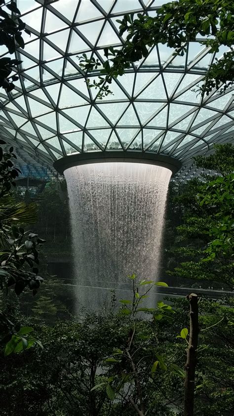 Jewel changi airport singapore guide top 15 things to do eat and see – Artofit