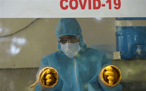 Mumbai: Two pose as 'COVID officers', dupe man of Rs 54,000