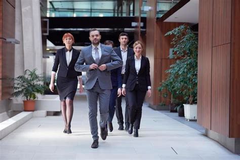 Business People Walking Stock Photos Free Images 的图像结果