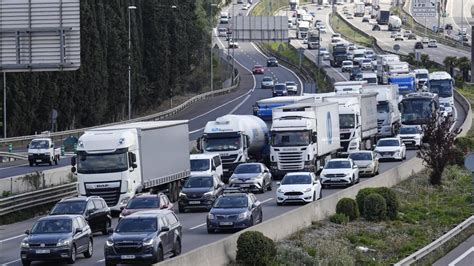 Hasta 150 kilómetros de retenciones en las carreteras catalanas por la ...