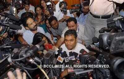 A R Rahman and Suresh Kalmadi during CWG 2010 theme song 'Swagatham ...