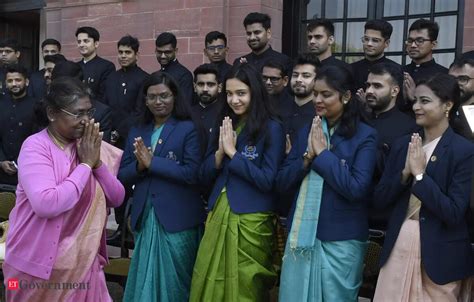 Use technology effectively to make payments, accounting and tax ...