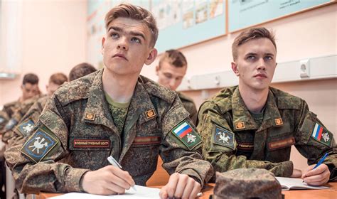 Профессия военный: описание профессии, где учиться, работать, плюсы и ...