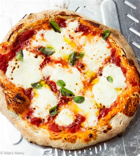 Neapolitan Pizza Sauce Recipe - Mae's Menu