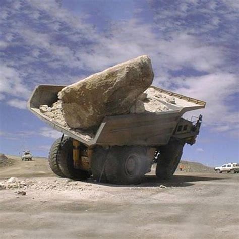 Construction Equipment Fails Compilation 的图像结果