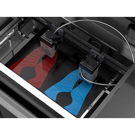 Creator 4 comes with dual extruders