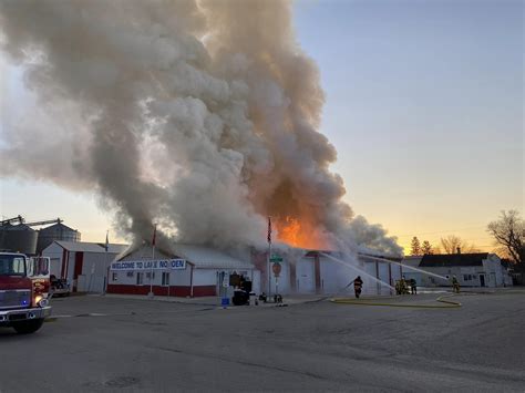 Crews respond to fire at Lake Norden emergency building