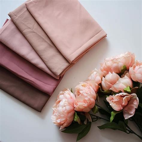 Buy Abayas, Hijabs & Modest Dresses Online in India – Hijab Wear