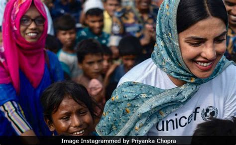 रॉयल वेडिंग के बाद लंदन से सीधे बांग्लादेश पहुंची प्रियंका चोपड़ा, ये ...