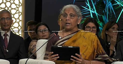 India's Exports Shined in FY24 (till July), Especially in Services ...