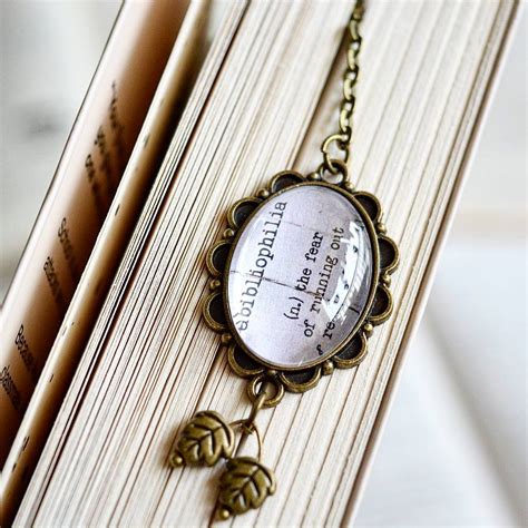 Literature inspired Merchandise – The Bookish Pandora