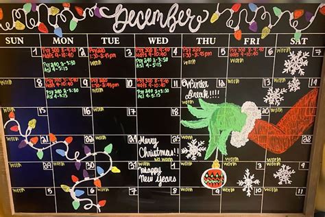 December ChalkBoard | Calendar themes, Chalkboard calendar, Chalkboard ...