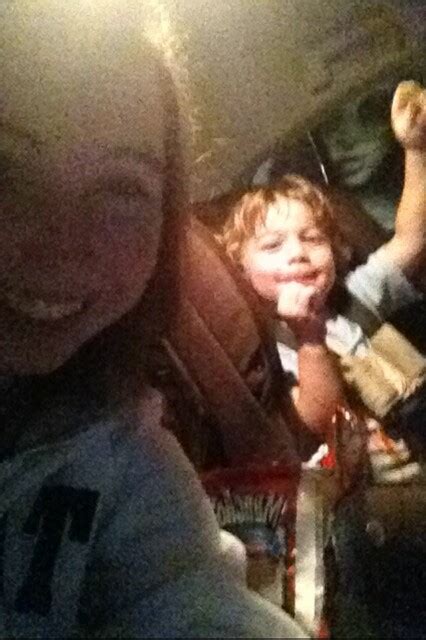 Alien Car Window 的图像结果