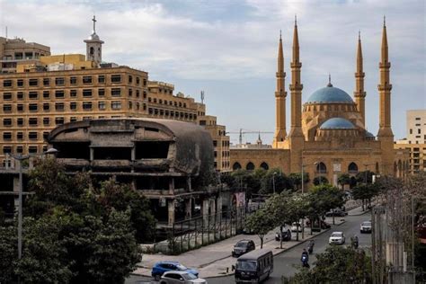 Bullet-Riddled Bus 的图像结果