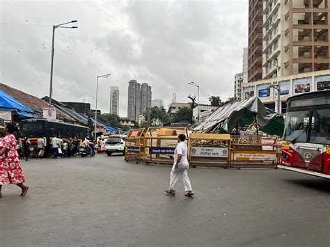 Mumbai News: Dadar Kabutarkhana Turns Into Fortress, Riot Control ...