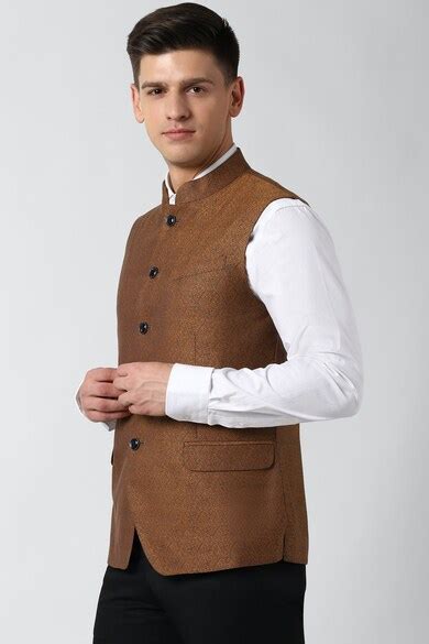 Buy Men Khaki Textured Nehru Jacket Online - 587452 | Peter England